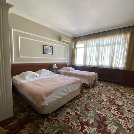 Otel Monopol 3*