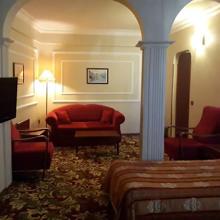 Monopol Otel