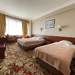 Monopol Hotel 3*