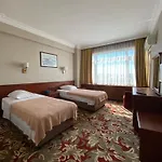 Monopol Hotel 3*