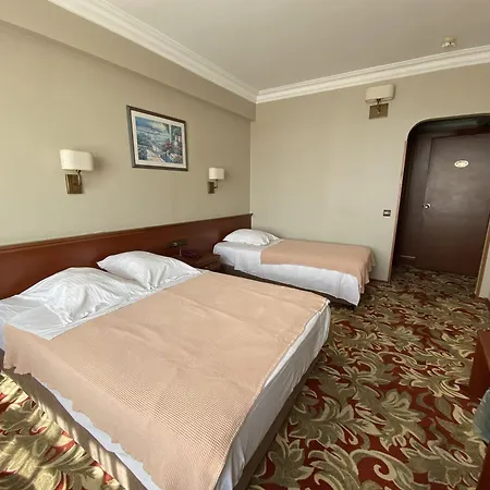 Monopol Hotel Istanbul